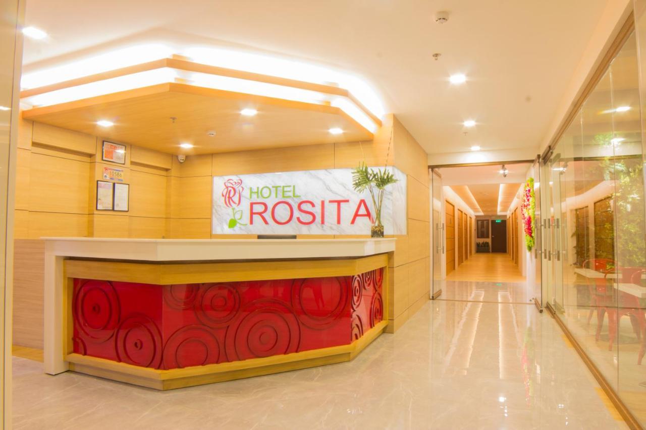 Hotel Rosita Lucena Exterior photo